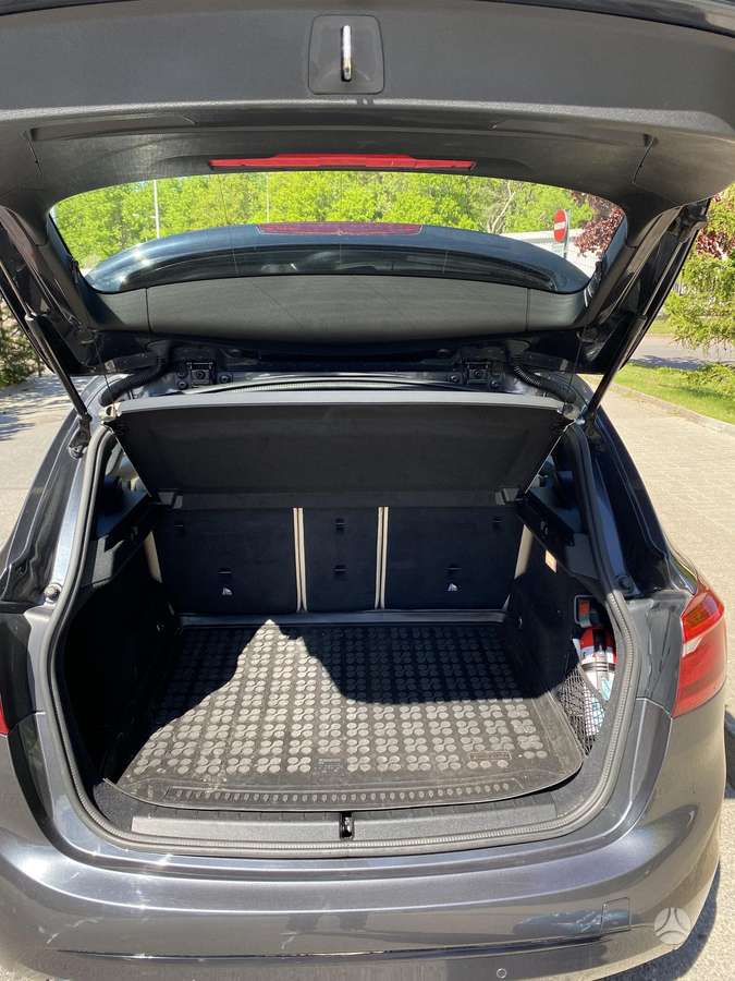 BMW 218 Active Tourer, 2.0 l., mpv / minivan