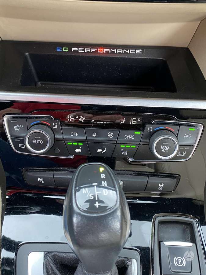BMW 218 Active Tourer, 2.0 l., mpv / minivan