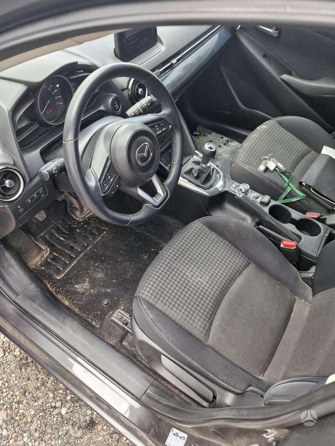 Mazda 2, 1.5 l., hečbekas