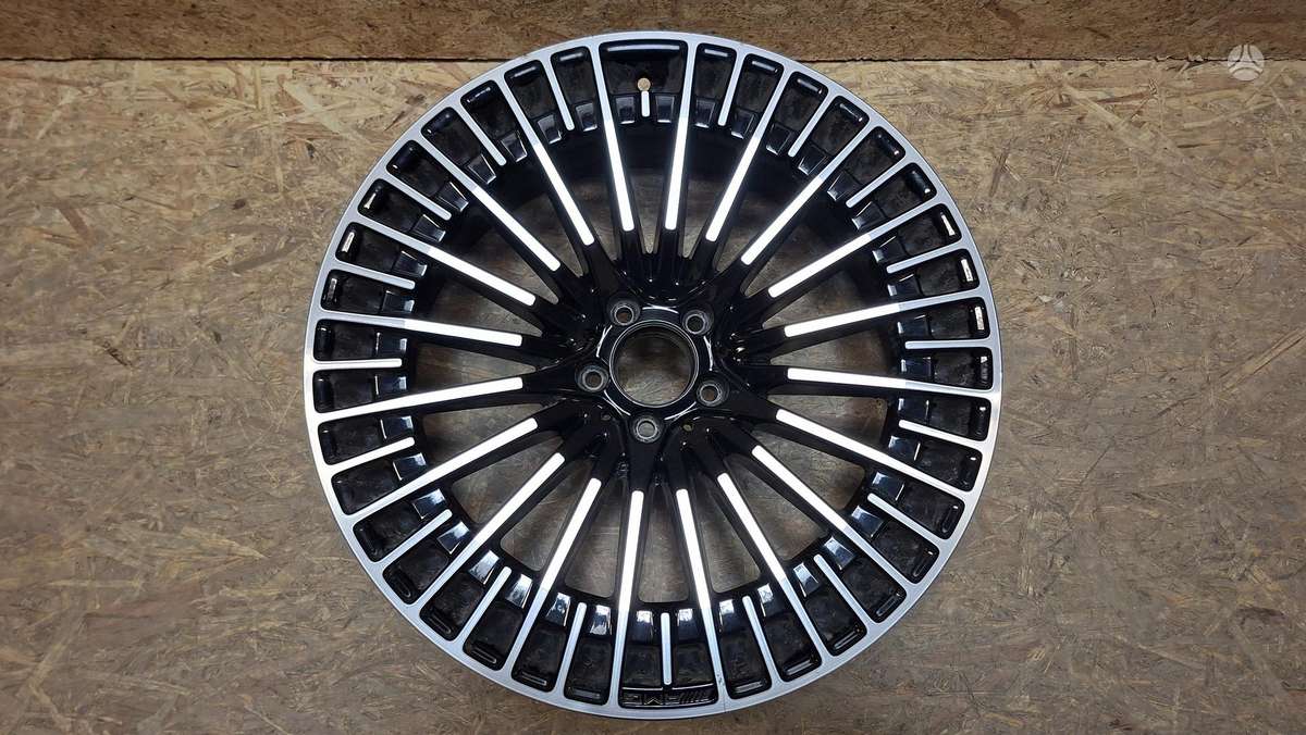 Mercedes-Benz EQC, A293601100, Cen32101