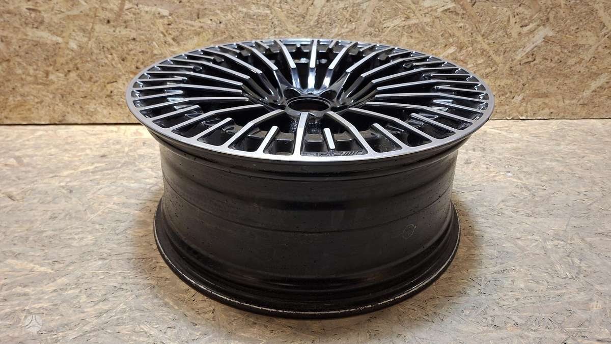 Mercedes-Benz EQC, A293601100, Cen32101