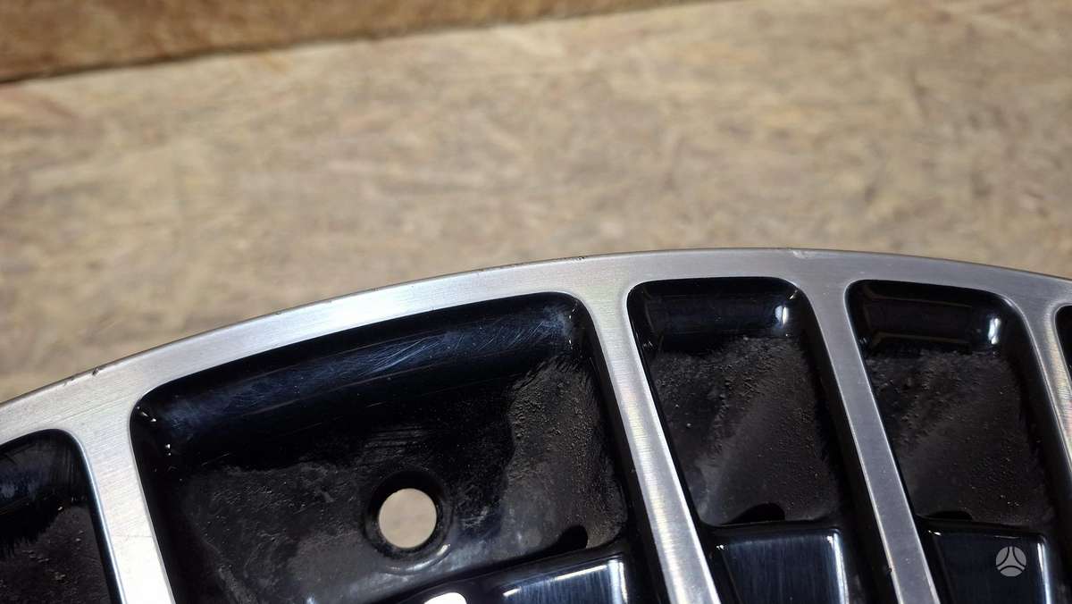Mercedes-Benz EQC, A293601100, Cen32101