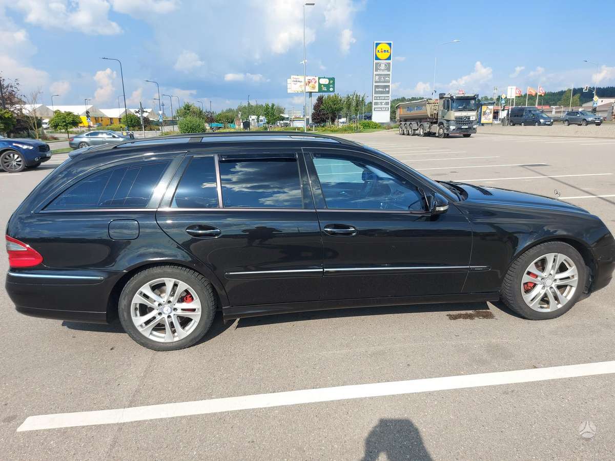 Mercedes-Benz E320, 3.2 l., Универсал