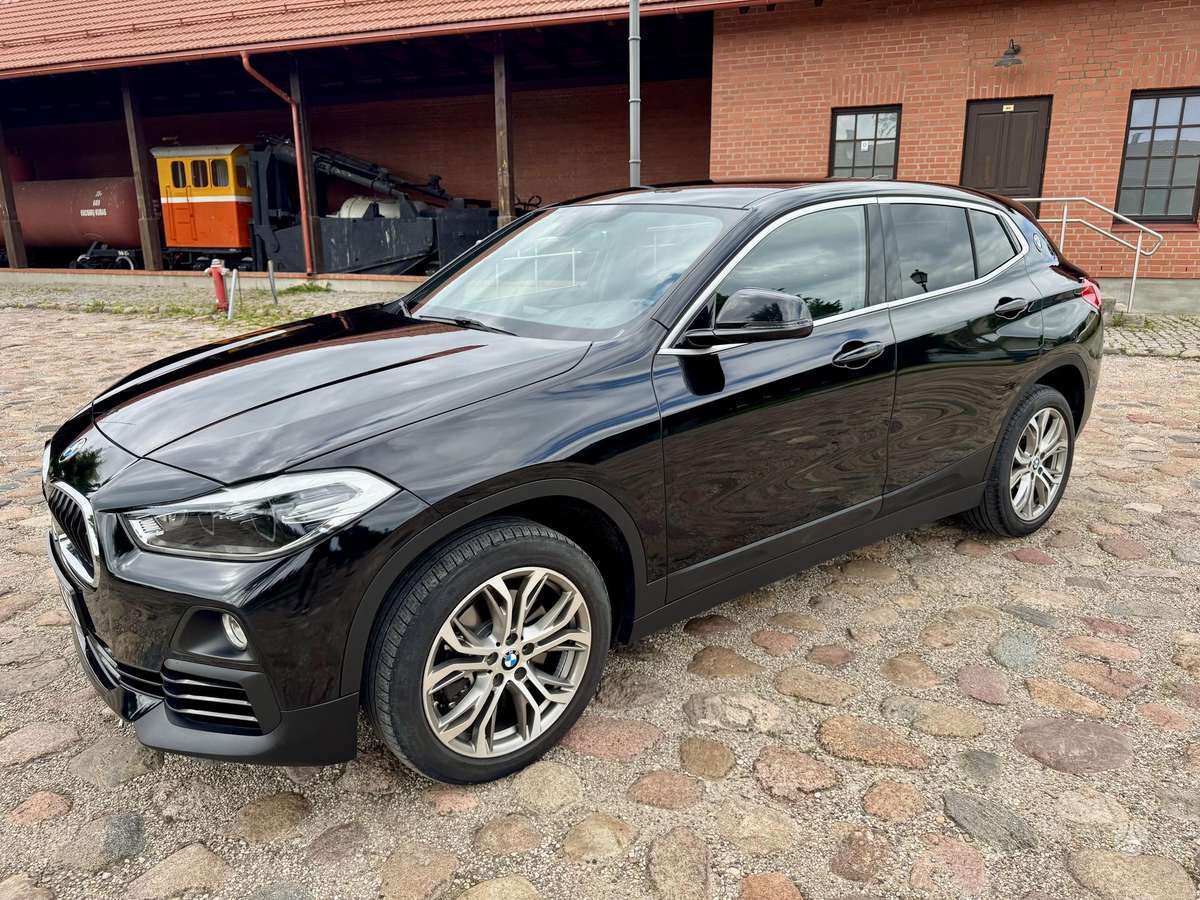 BMW X2, 2.0 l., off-road / crossover