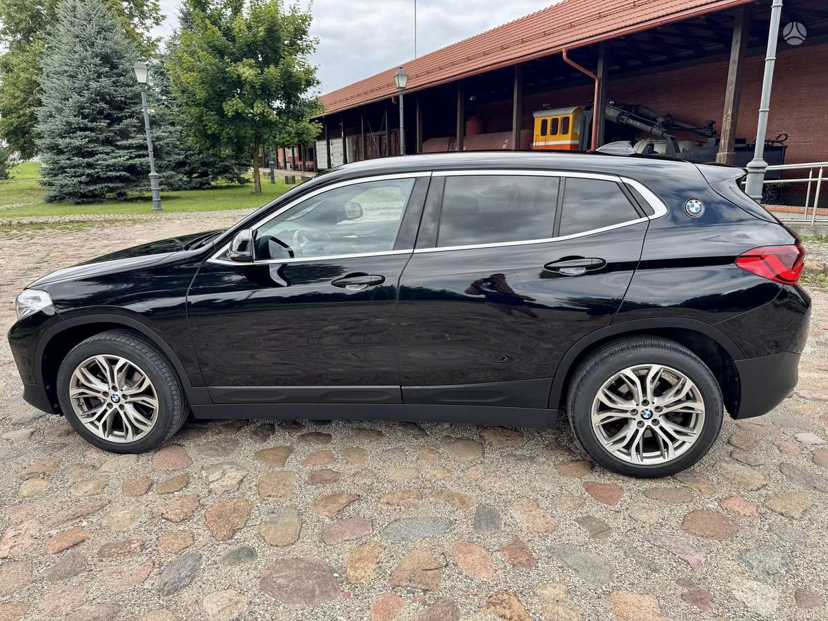 BMW X2, 2.0 l., off-road / crossover