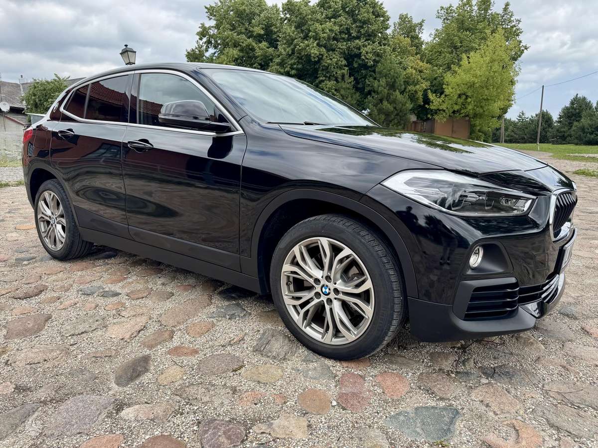 BMW X2, 2.0 l., off-road / crossover