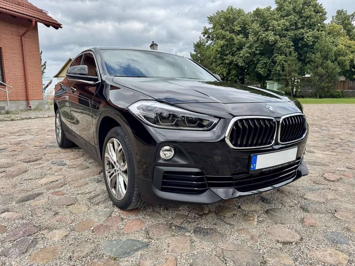 BMW X2, 2.0 l., off-road / crossover
