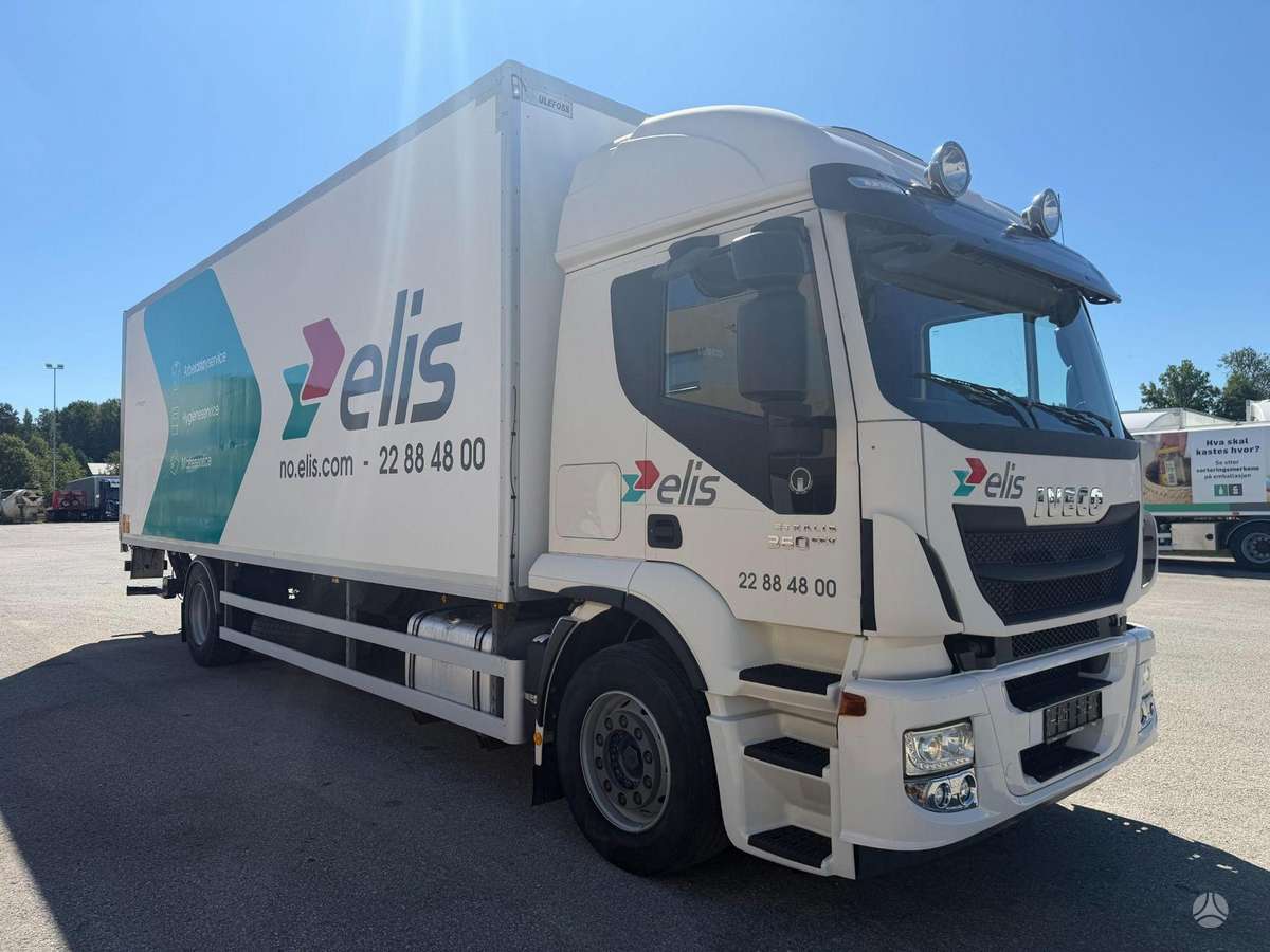 Iveco STRAILS 360 EEV, furgoni