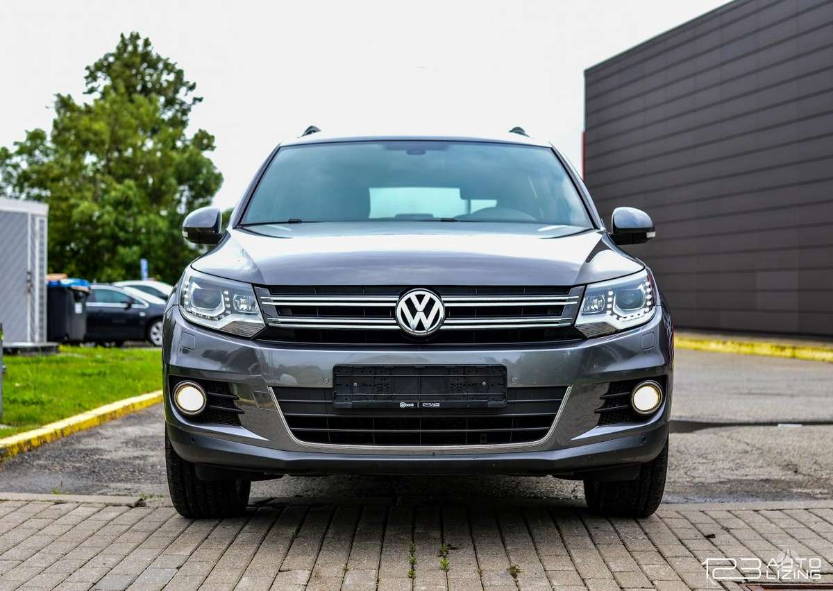 Volkswagen Tiguan - 3