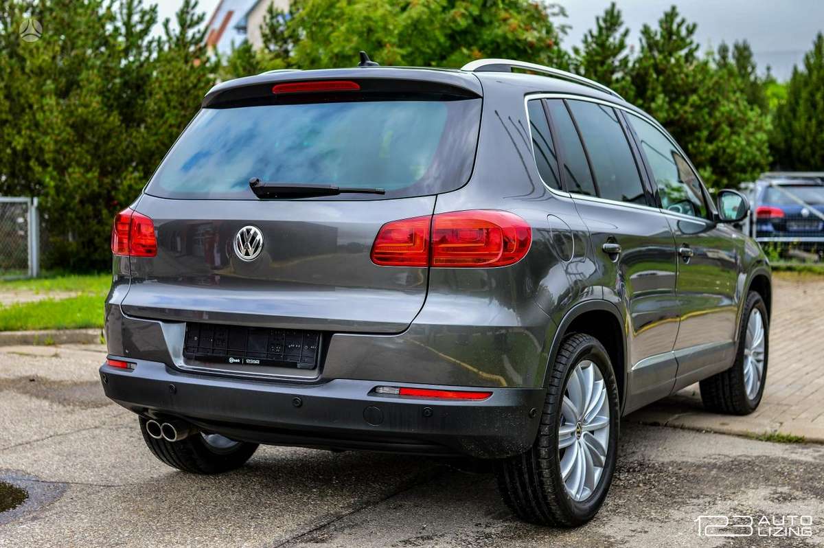 Volkswagen Tiguan - 5