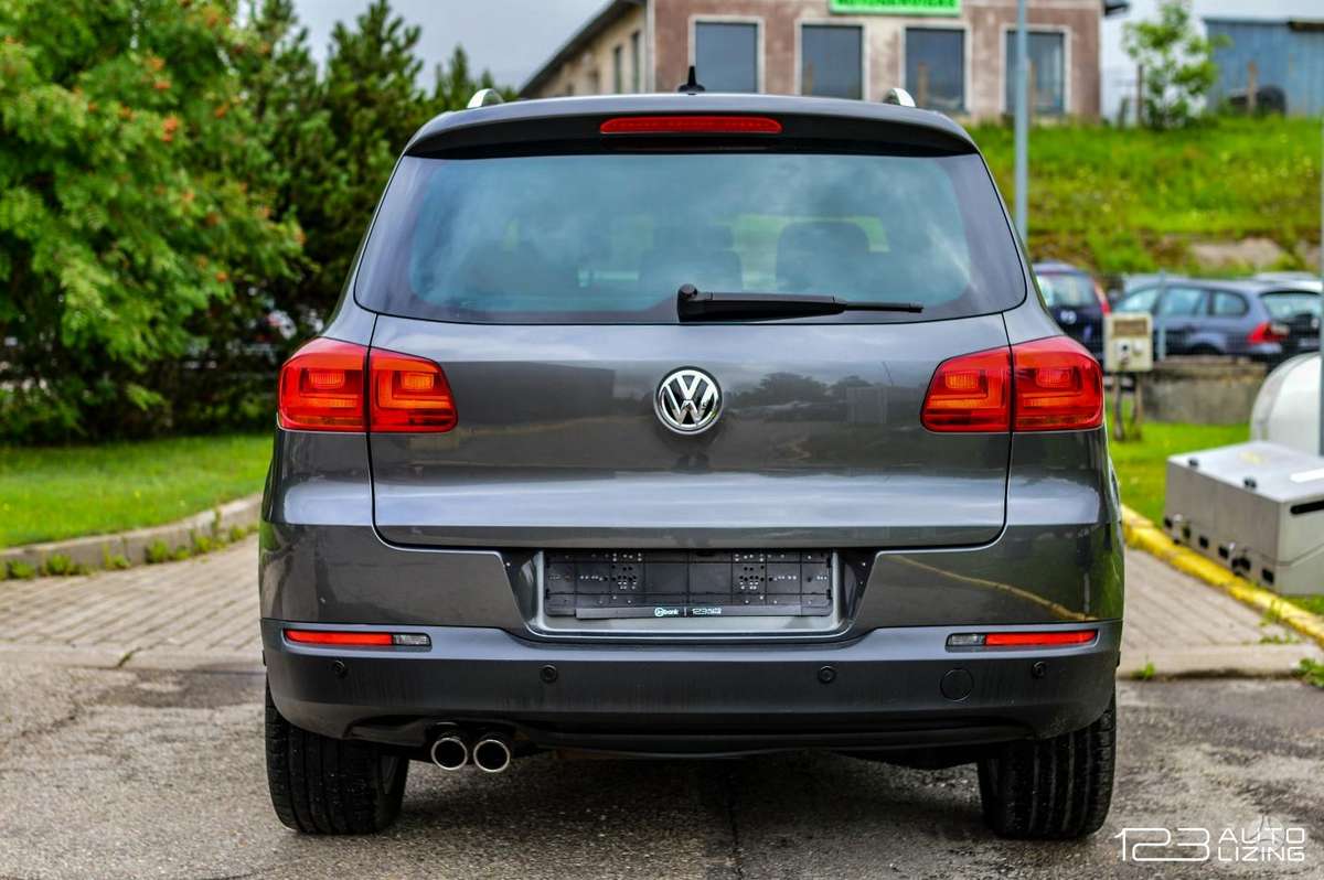 Volkswagen Tiguan - 6