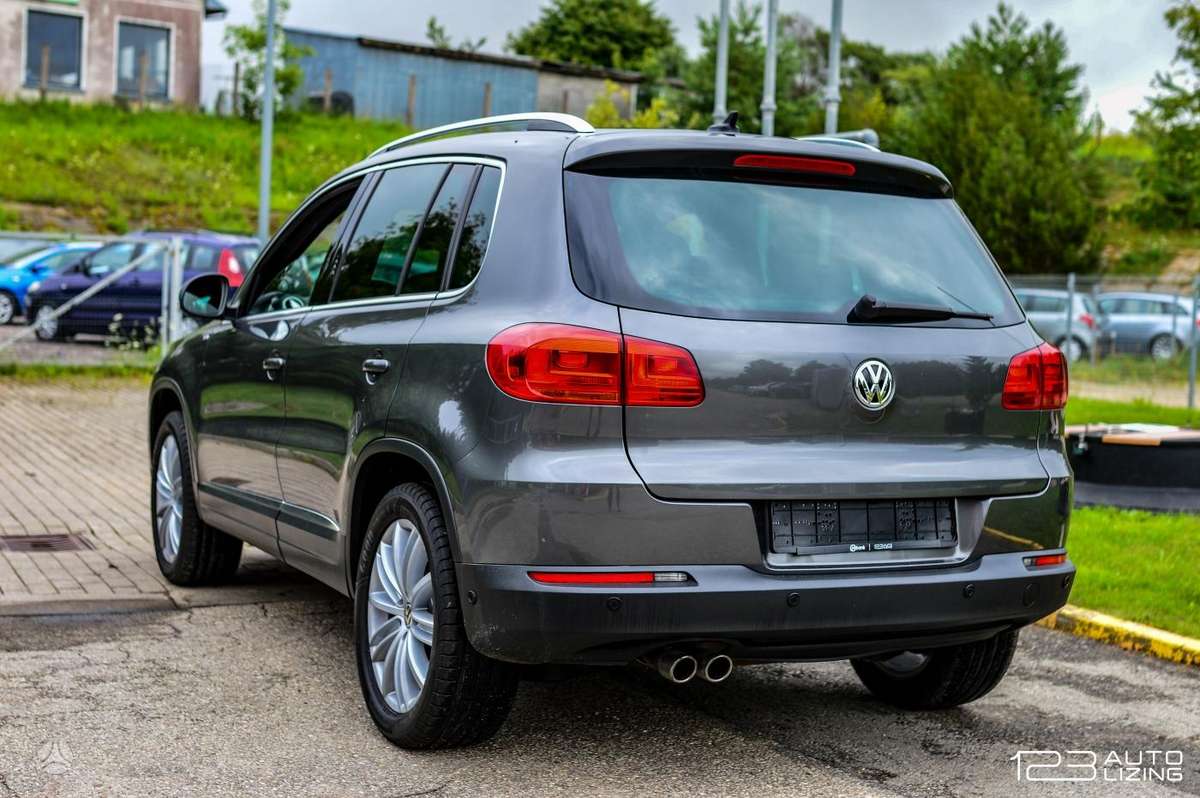Volkswagen Tiguan - 7
