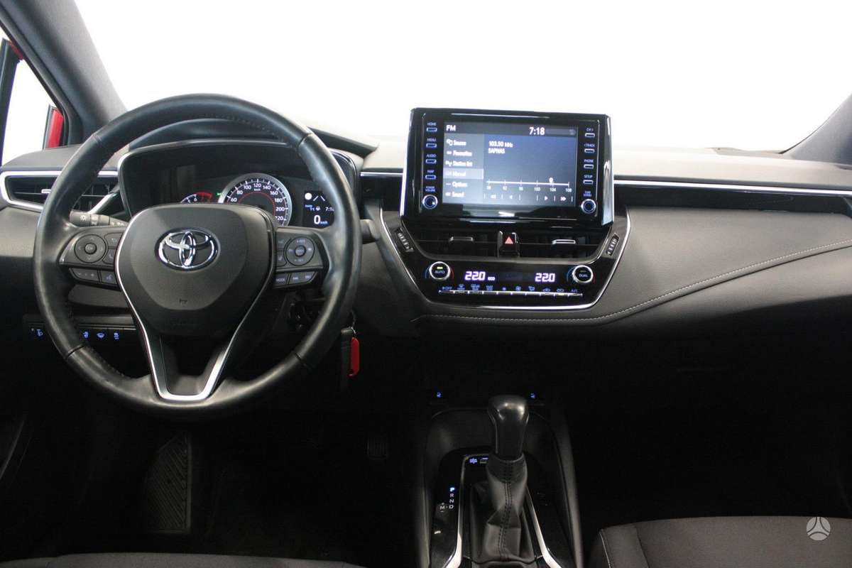 Toyota Corolla, 1.2 l., hatchback