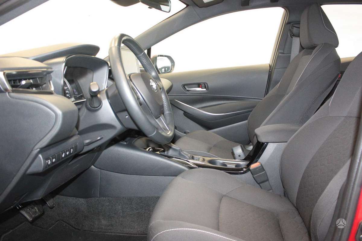 Toyota Corolla, 1.2 l., hatchback