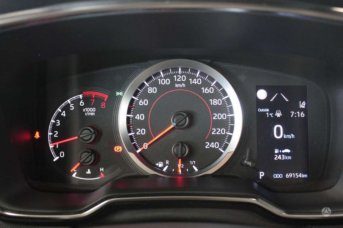 Toyota Corolla, 1.2 l., hatchback