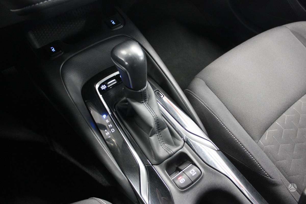Toyota Corolla, 1.2 l., hatchback