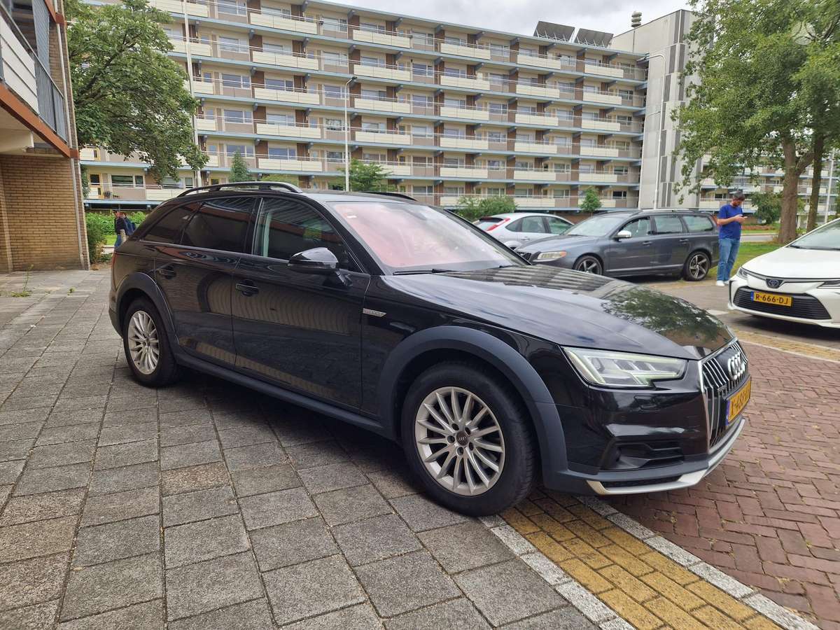 Audi A4 allroad, 2.0 l., Универсал