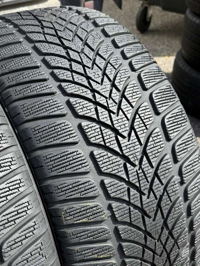 Dunlop, всесезонные 255/40 R19