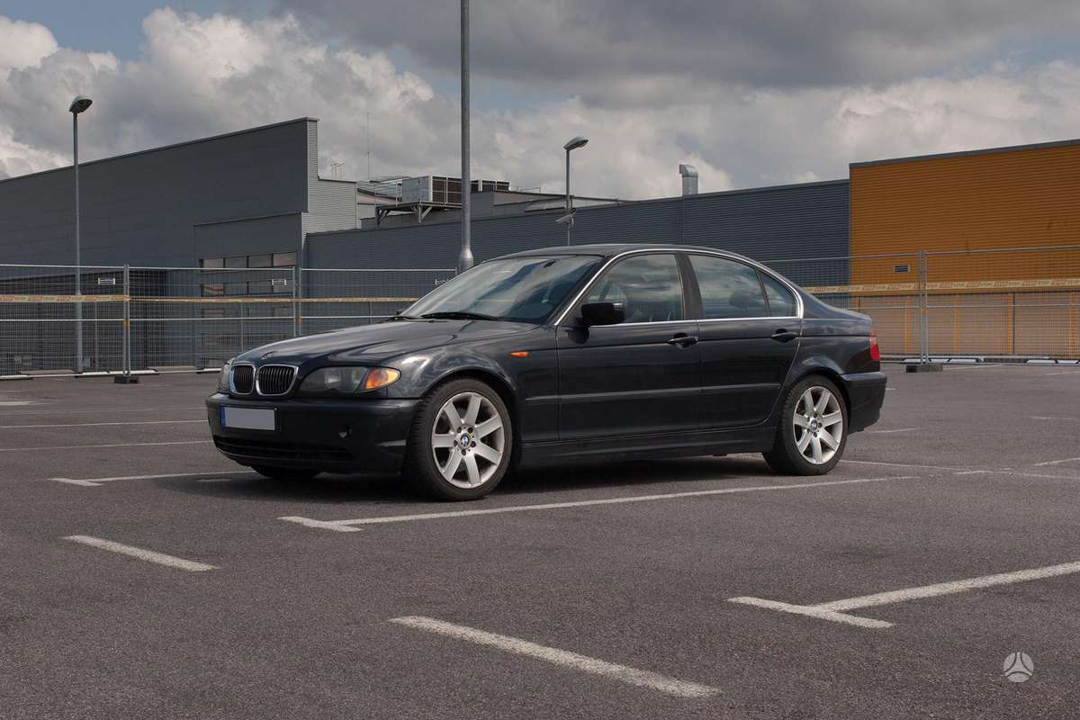 BMW 330, 3.0 l., Седан