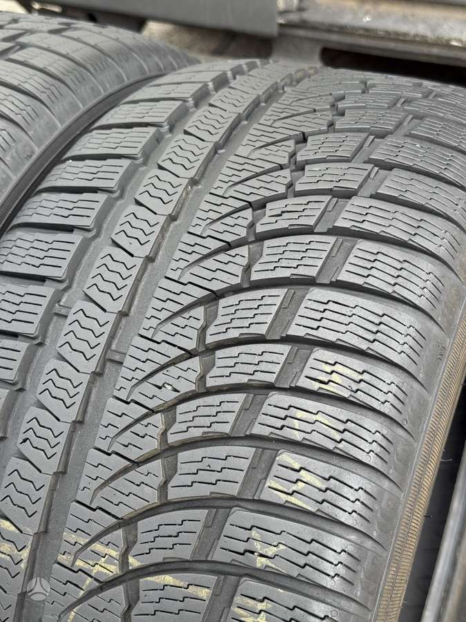 Nokian WR A4, всесезонные 255/40 R19