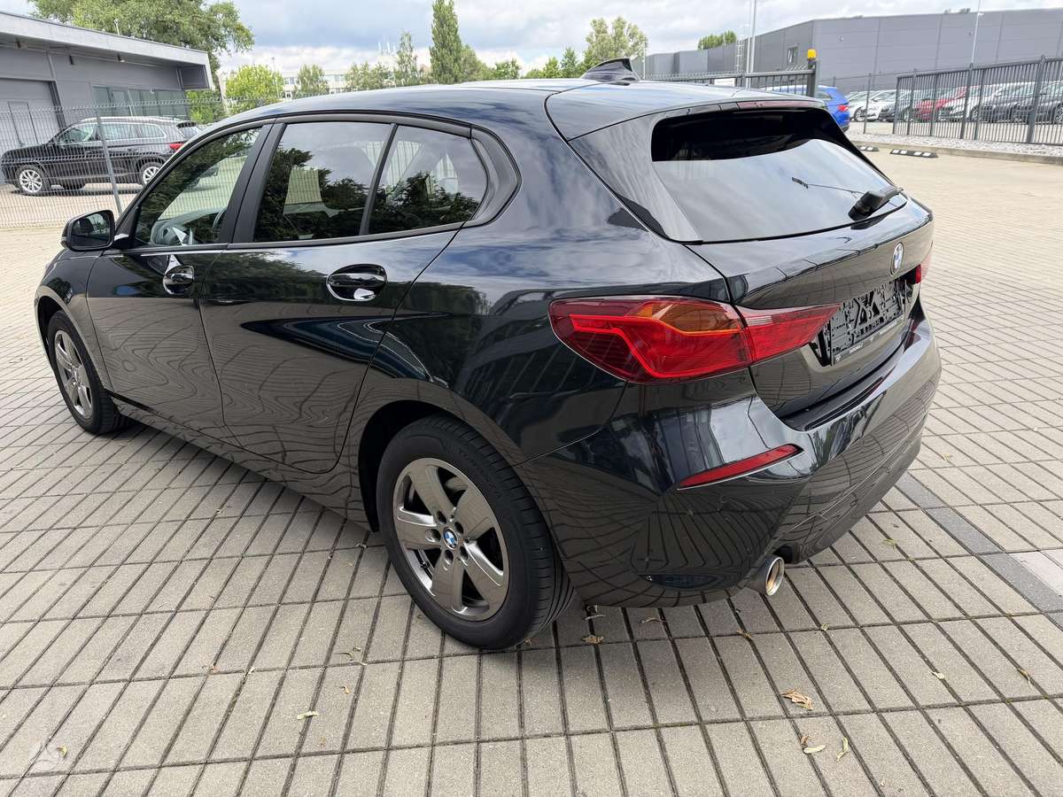 BMW 116, 1.5 l., Хэтчбек