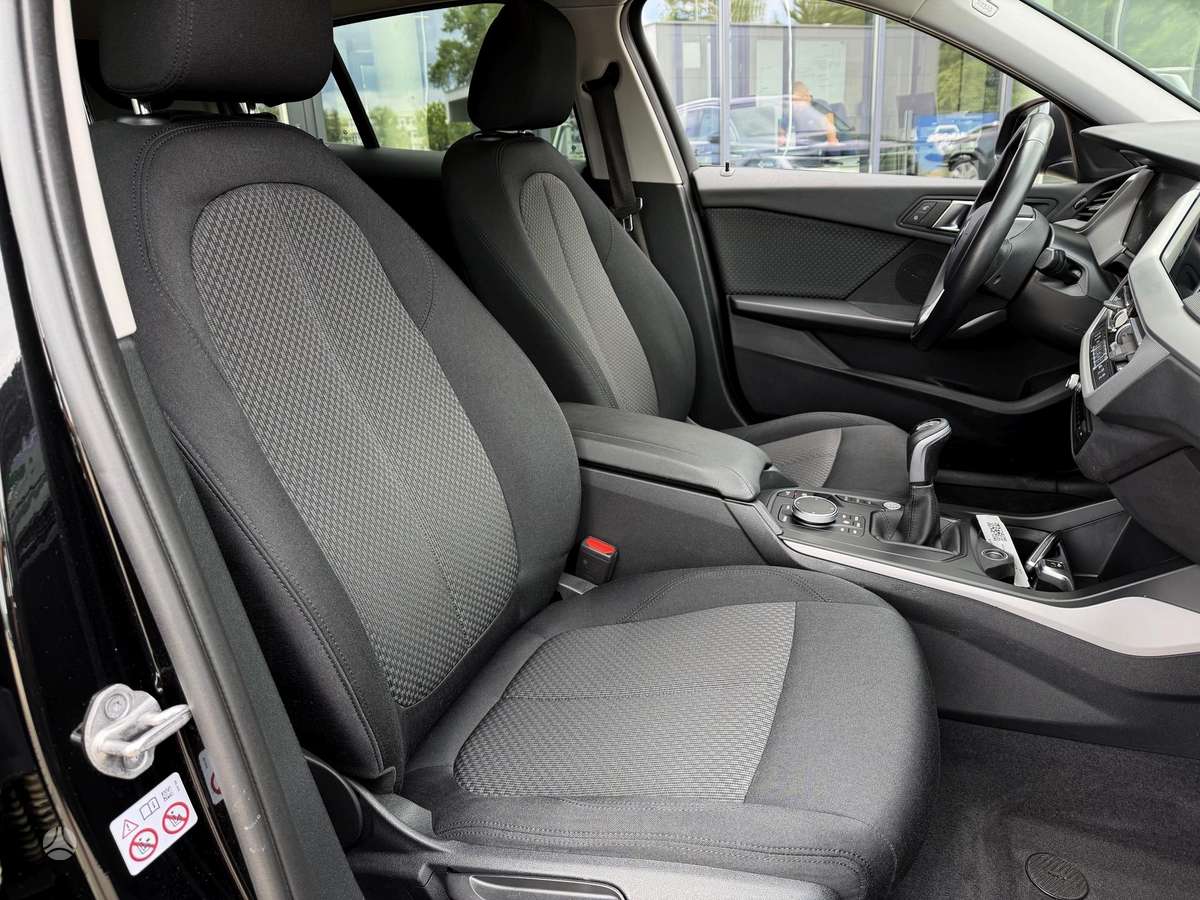 BMW 116, 1.5 l., hatchback
