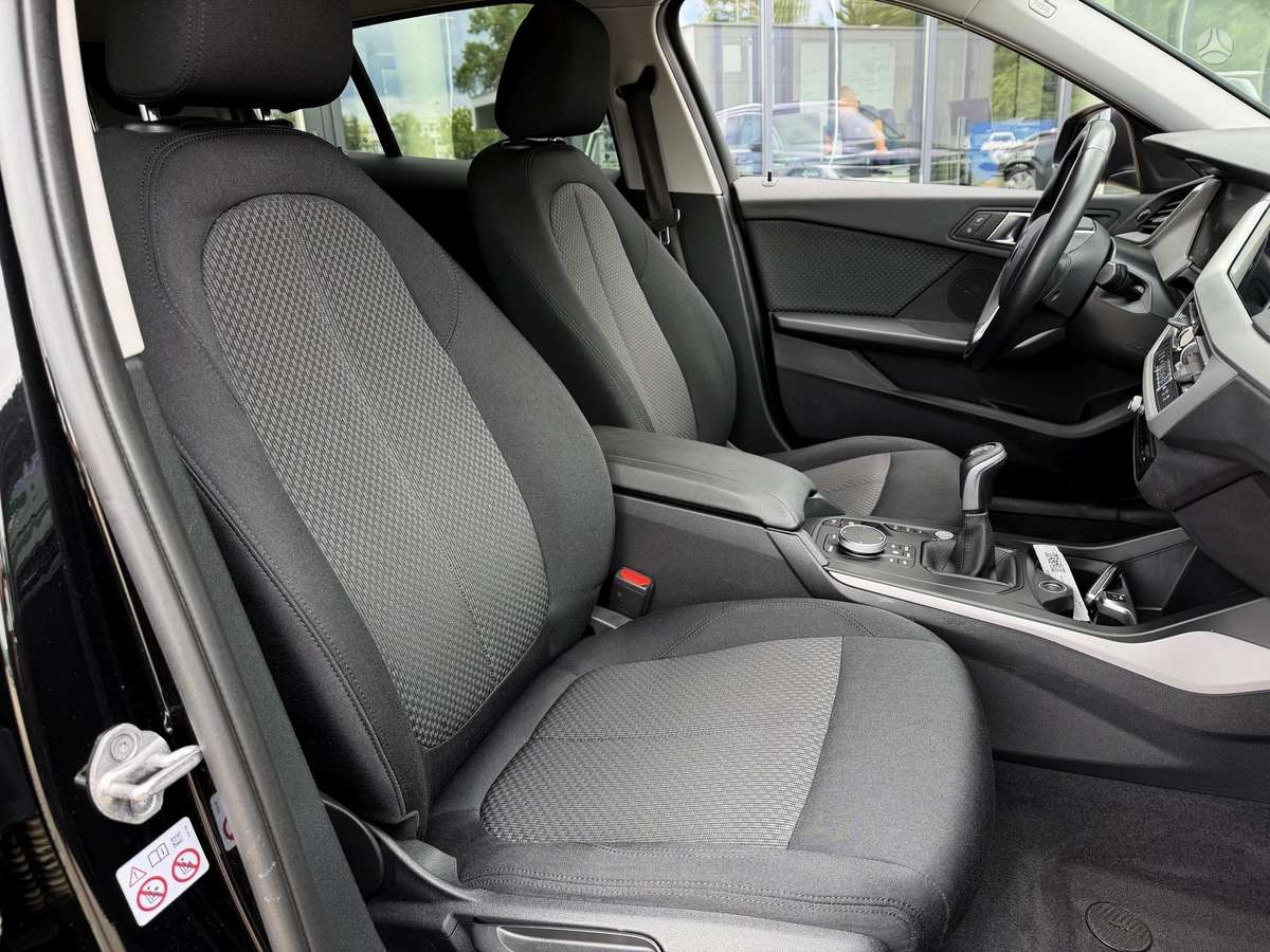 BMW 116, 1.5 l., Хэтчбек