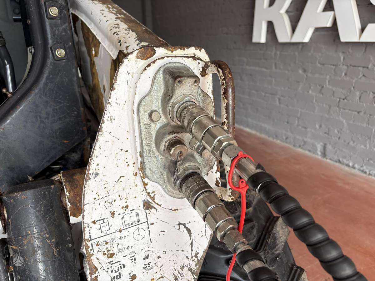 Bobcat S770, mini krautuvai