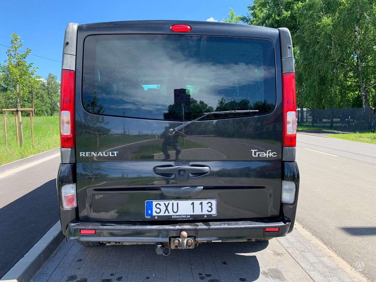 Renault Trafic, passenger minibus