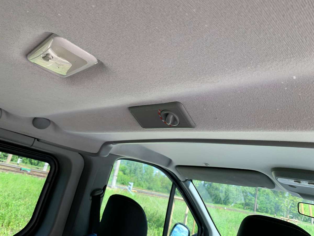 Renault Trafic, passenger minibus
