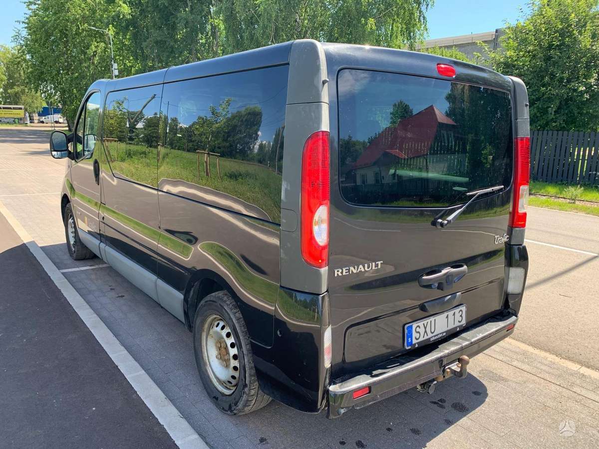 Renault Trafic, passenger minibus