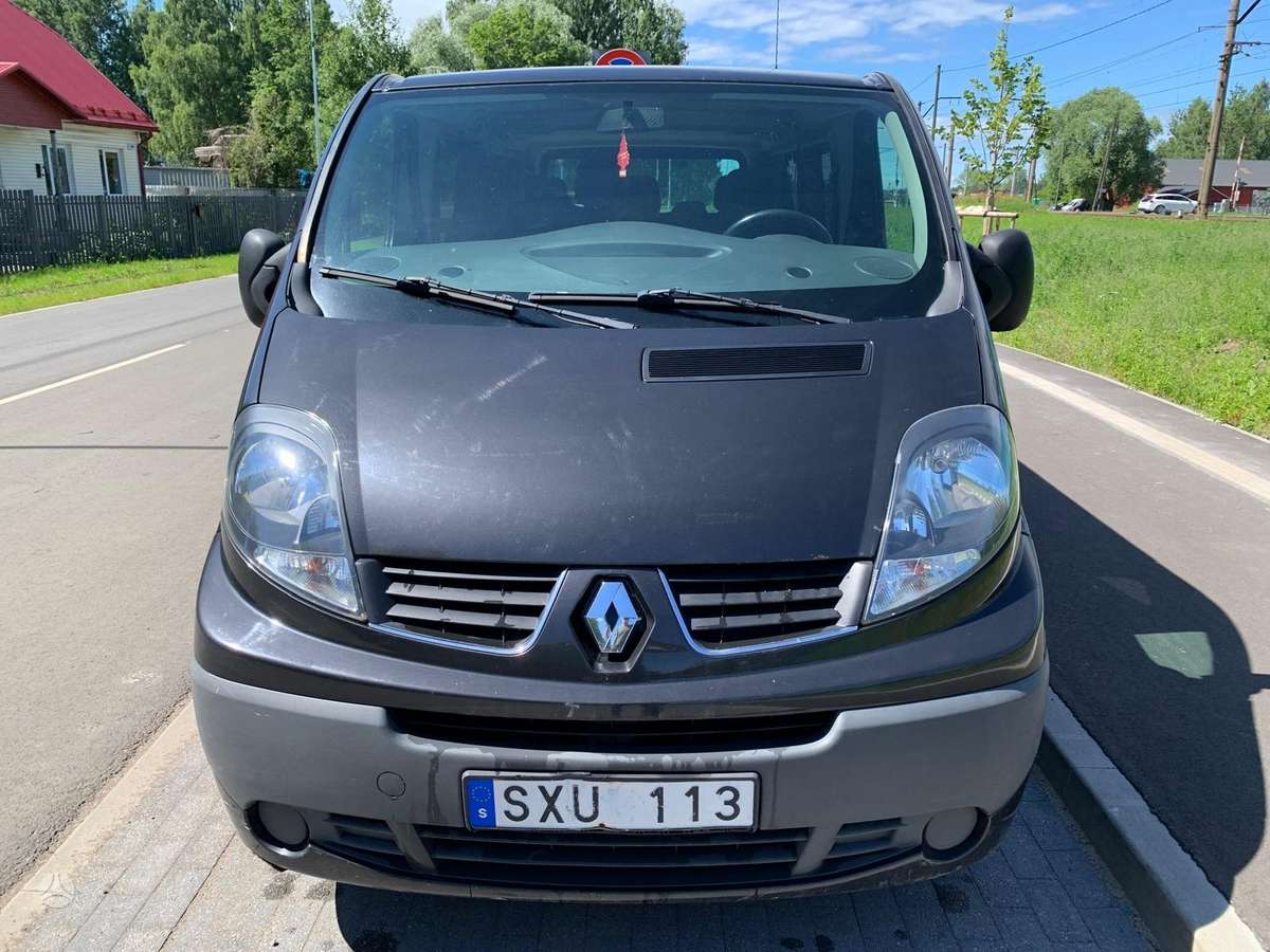 Renault Trafic, passenger minibus