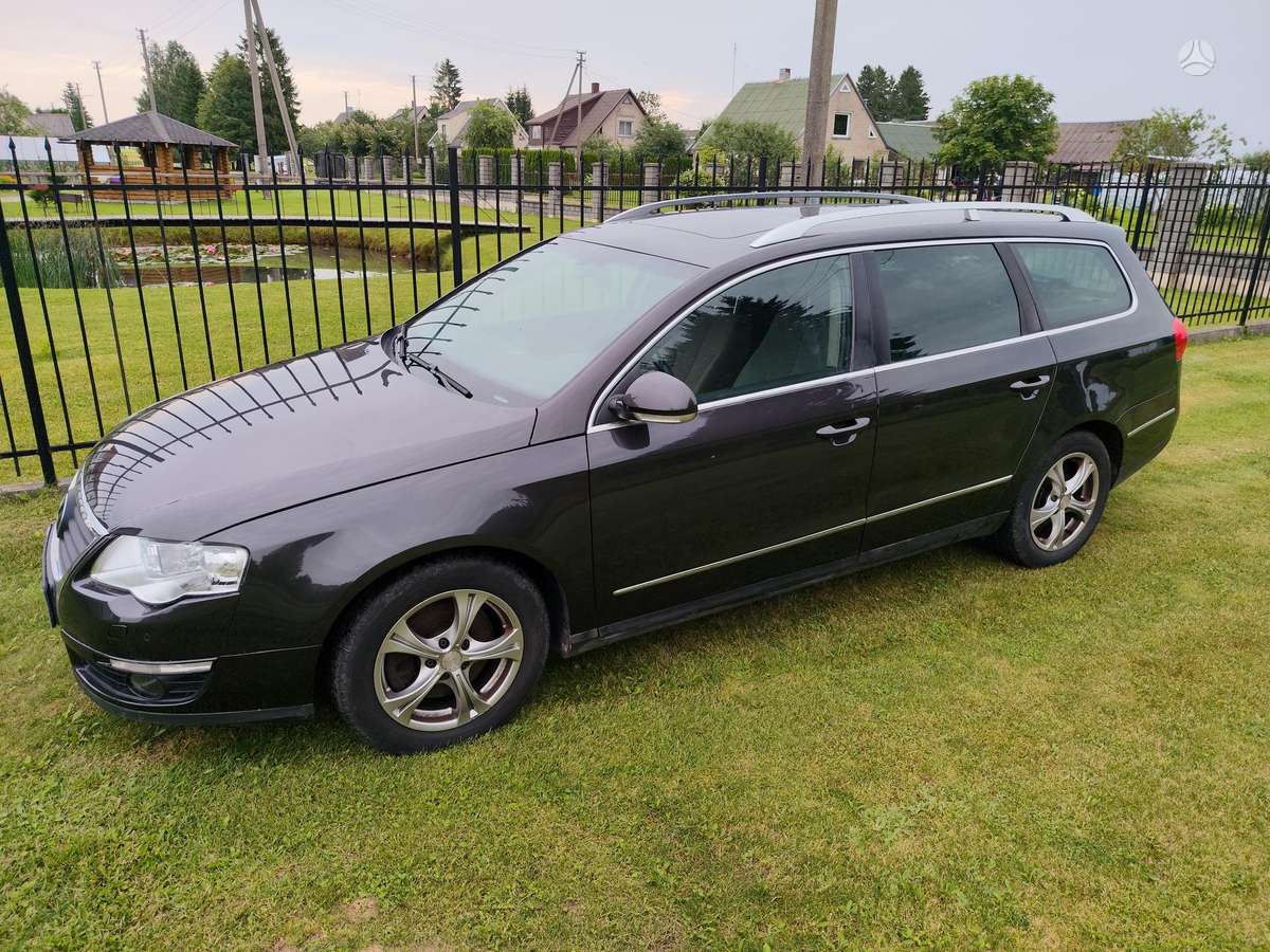 Volkswagen Passat - 2