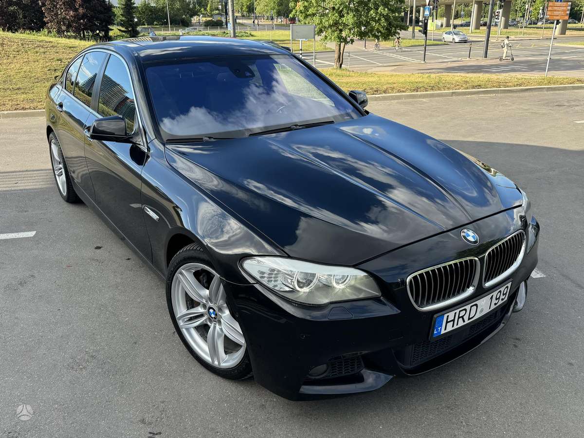 BMW 550, 4.4 l., Седан