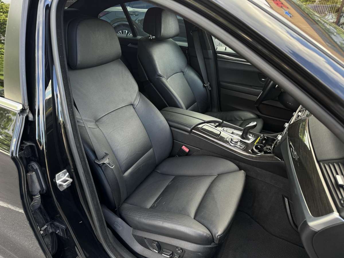 BMW 550, 4.4 l., Седан