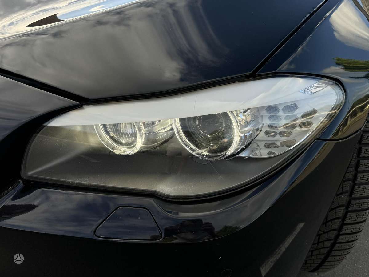 BMW 550, 4.4 l., Седан