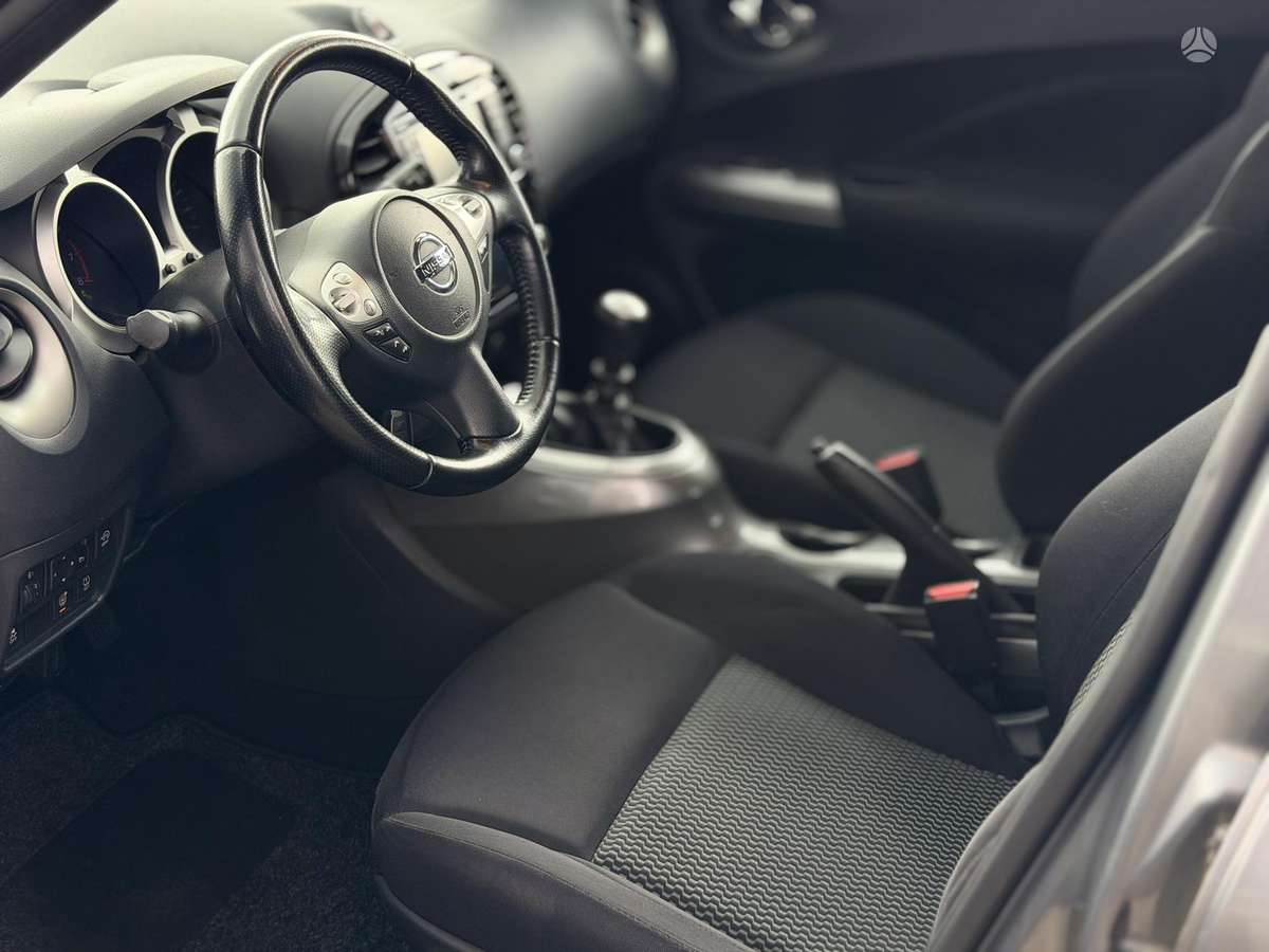 Nissan Juke, 1.2 l., off-road / crossover