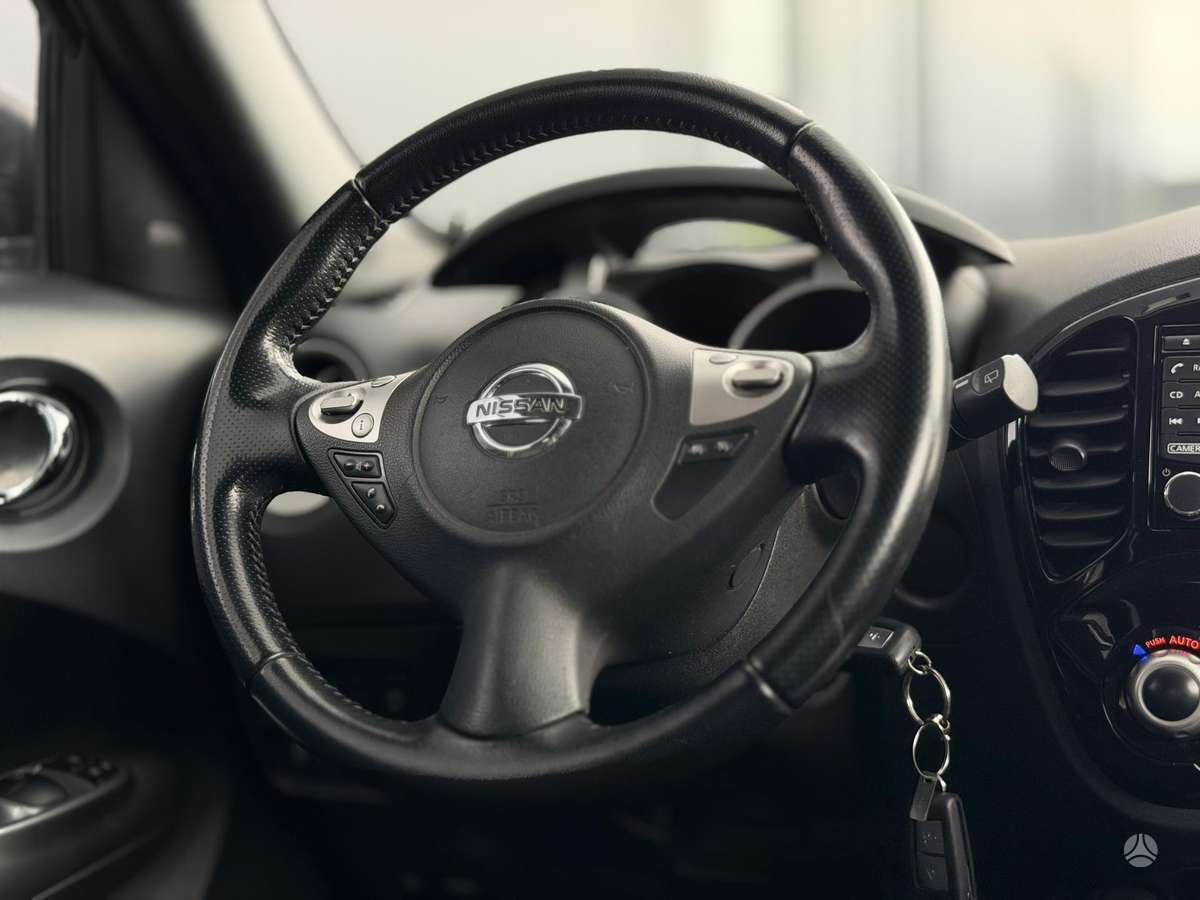 Nissan Juke, 1.2 l., off-road / crossover