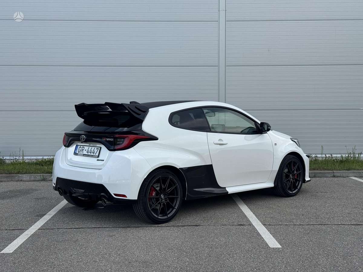 Toyota GR Yaris - 4