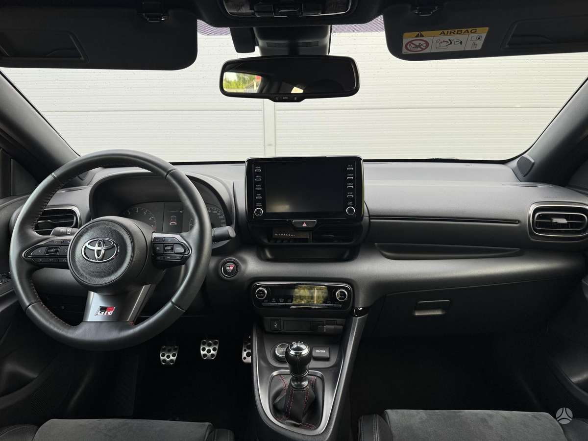 Toyota GR Yaris - 8