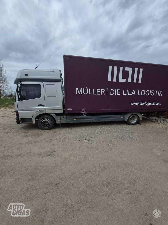 Mercedes-Benz 818, flatbeds