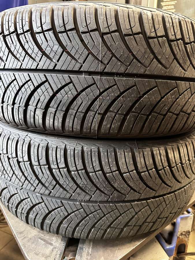 ARIVO, всесезонные 215/45 R17