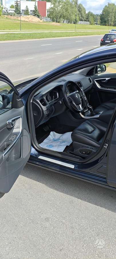 Volvo V60, 2.4 l., Универсал