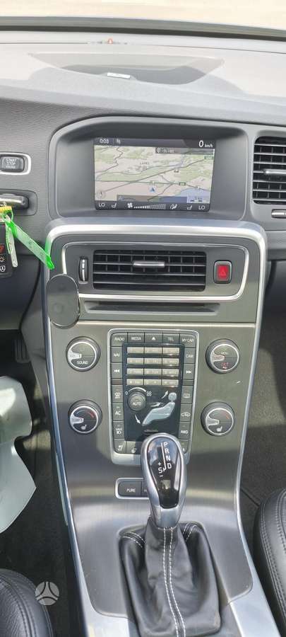 Volvo V60, 2.4 l., Универсал