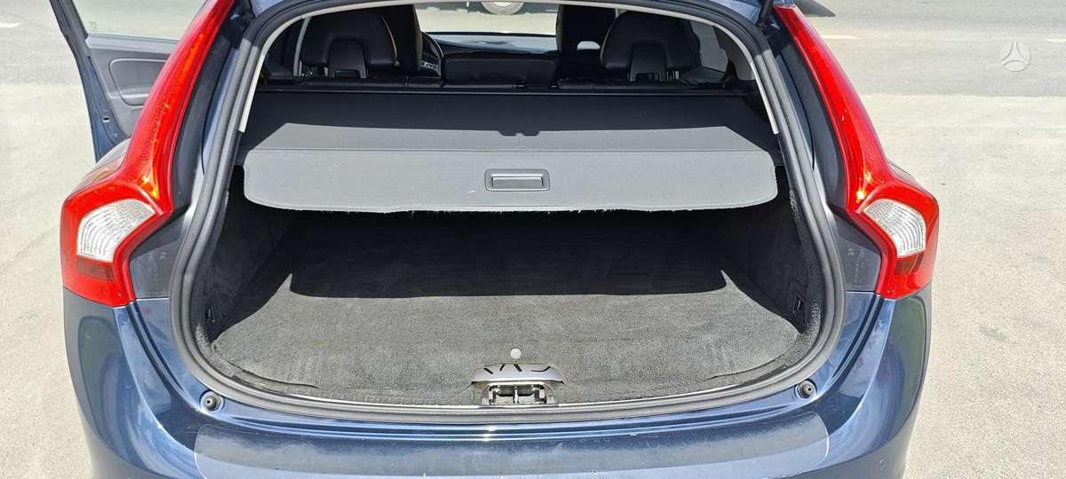Volvo V60, 2.4 l., Универсал