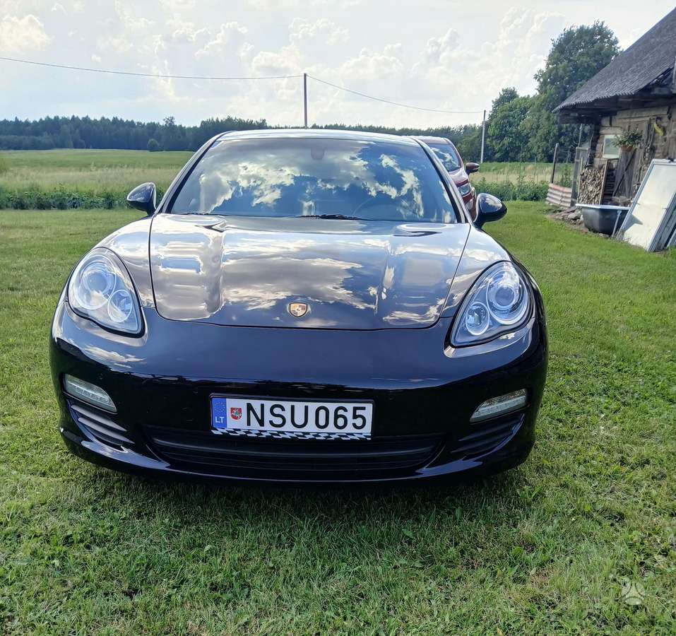Porsche Panamera - 2
