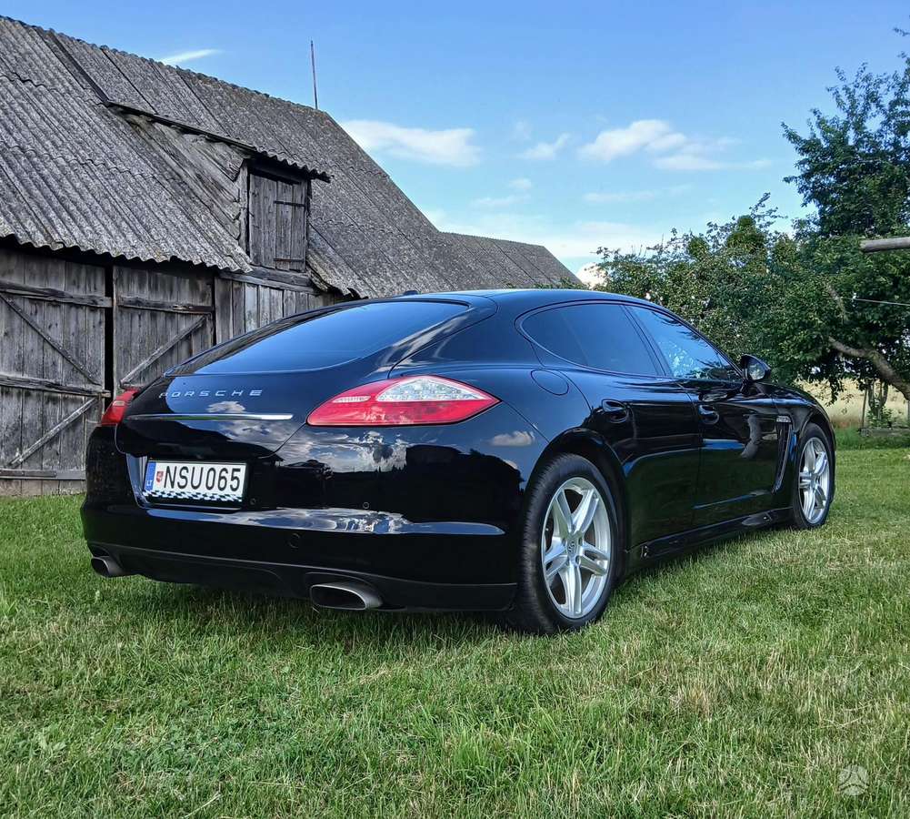 Porsche Panamera - 6