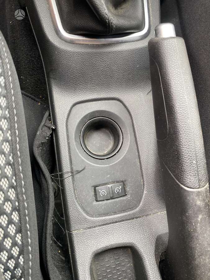 Dacia Duster, 1.5 l., Внедорожник / Кроссовер