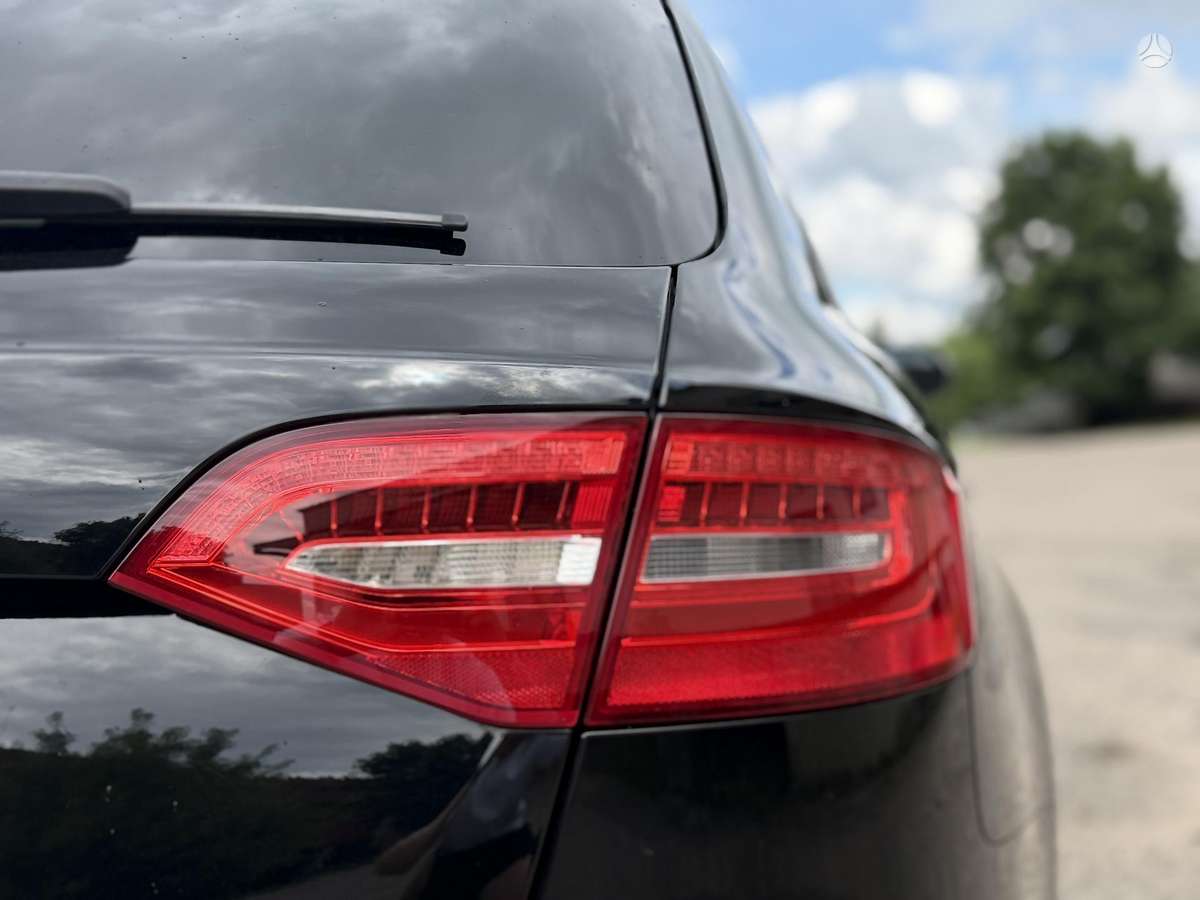 Audi A4, 2.0 l., Универсал