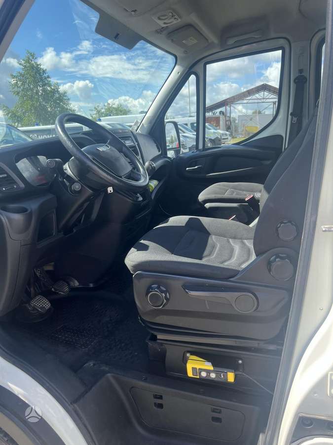 Iveco -kita-, 2.3 l., cargo van